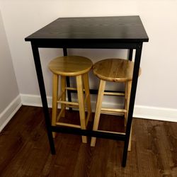 Counter Height Dining Table & Stools