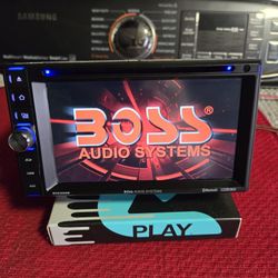 Boss Doble Din Car Stereo 