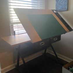 Art Table