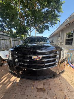 Escalade 2018