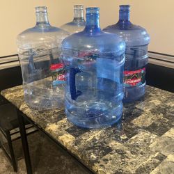 FOUR!! Water Jugs, 5 Gallon Water Jugs