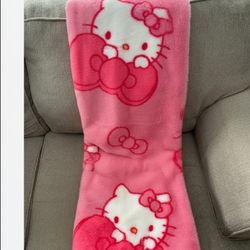 Hello Kitty Bow Blanket ♡ Queen Size♡