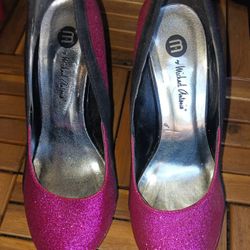 Size 6 - Micheal Antonio Pink & Black Glittery Close Toe Pumps