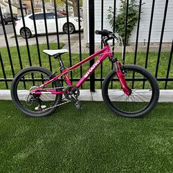 HARO FLIGHTLINE KIDS MOUNTAIN BIKE 20” Wheels