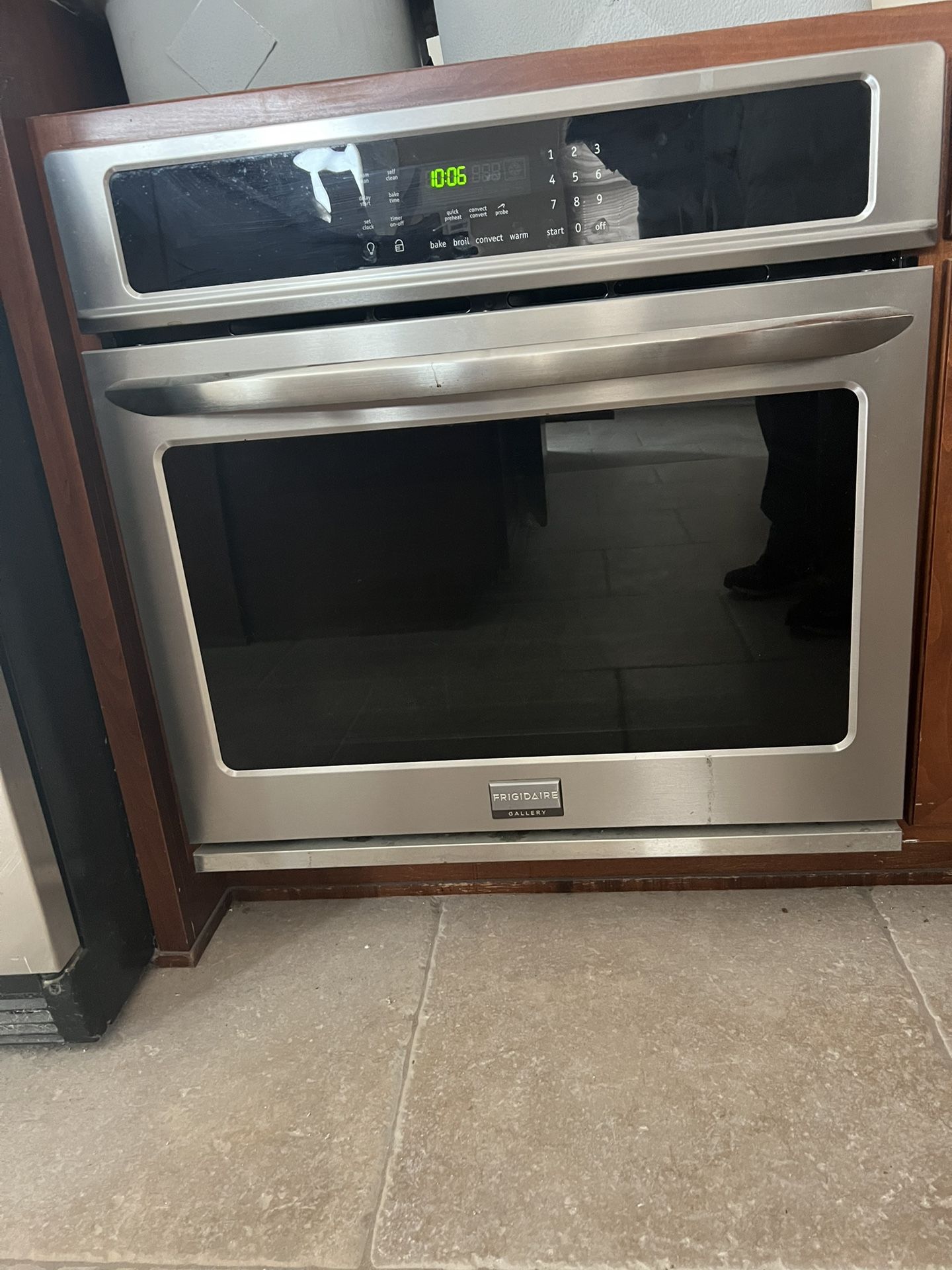 Frigidaire gallery oven