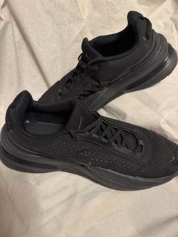 Nike Air Zoom Upturn SC black sneakers