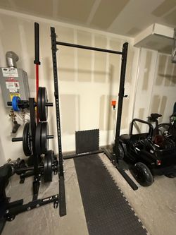 Rogue S Series Squat Rack with pull up bar