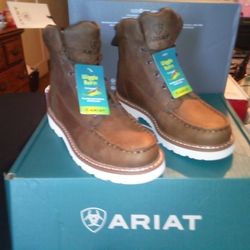ARIAT  Lift Lacer Kids Boots size 2.5