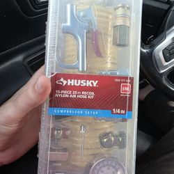Husky 15 Piece nylon air hose kit.