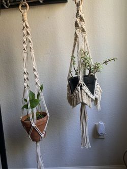 Macrame plant hangers