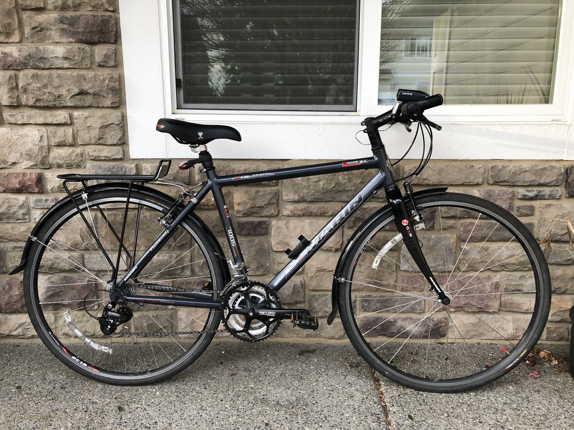 Marin Alp III hybrid road bike medium sized bicycle shimano cateye