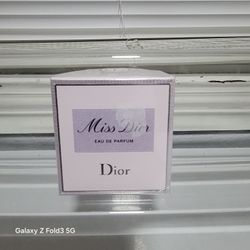 MISS DIOR EAU DE PARFUM 1.0oz 30ml