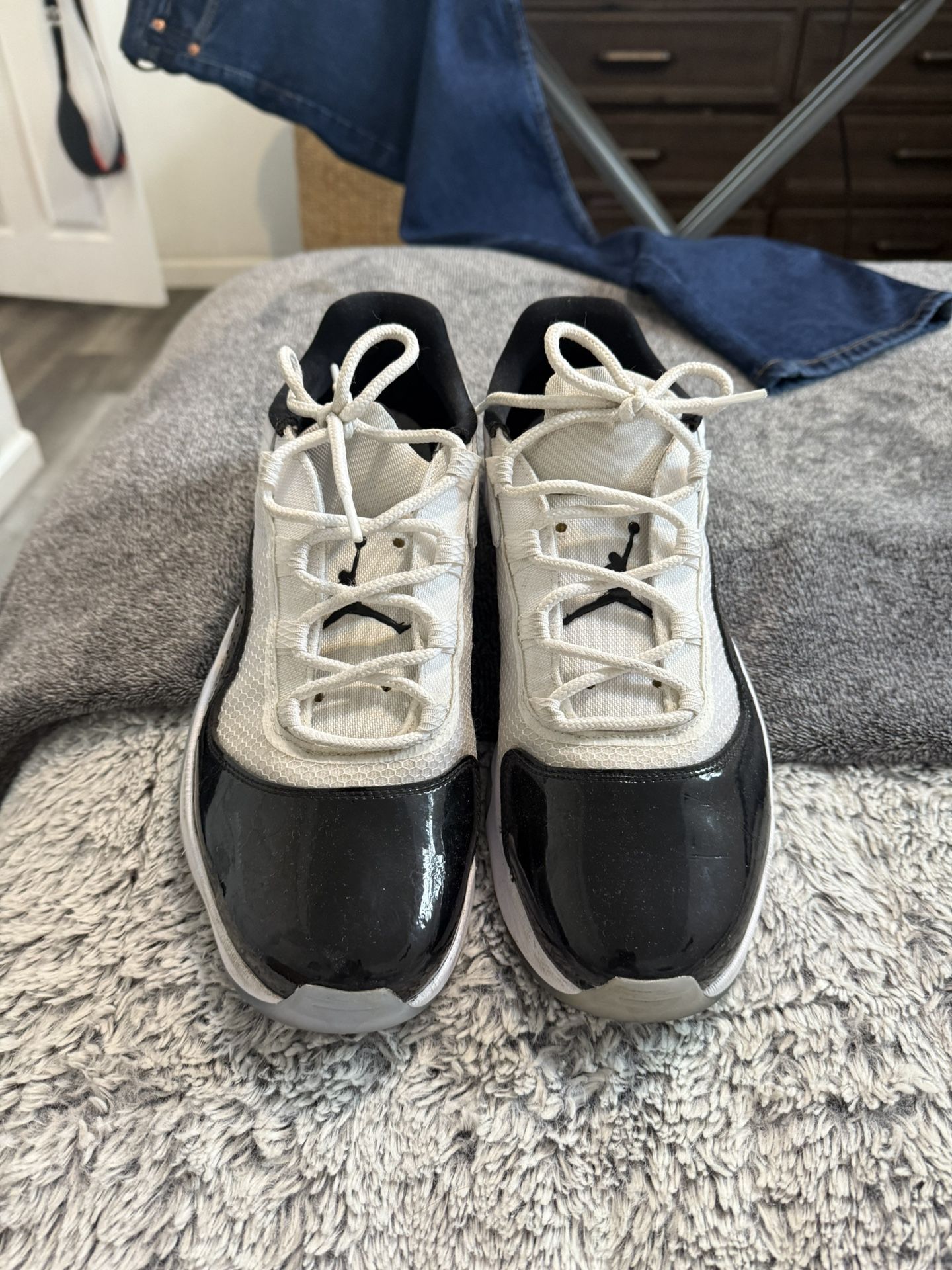 Men’s Jordans Sz 11