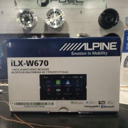 Alpine iLX W670 Available 