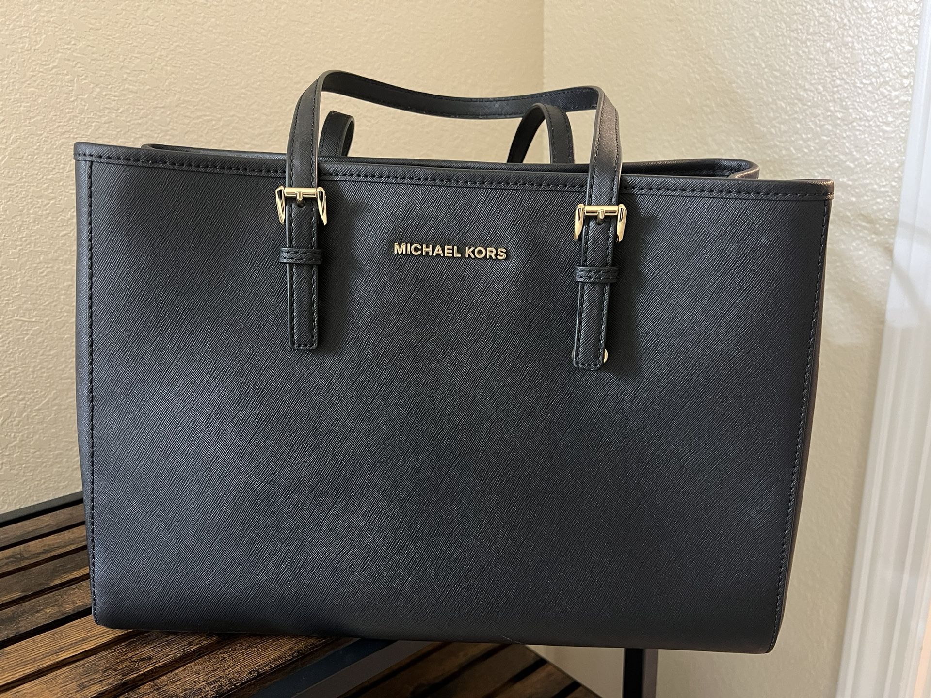 Michael Kors handbag purse