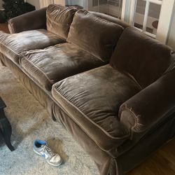 FREE Couch. No Smoke No Pets No Spills. Super Comfy To Nap On