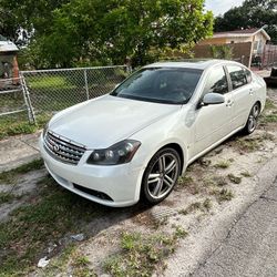 Infiniti M35 2007