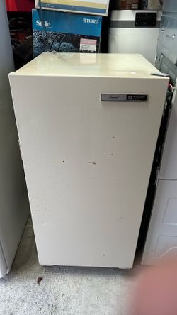 Imperial Stand Up HD Commercial Freezer