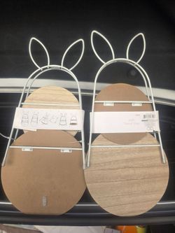 Bunny tier tray