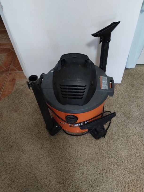 Ridgid 9 Gallon Shop Vac