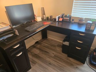 L-Shaped Office Desk with File Drawers – Good Condition
