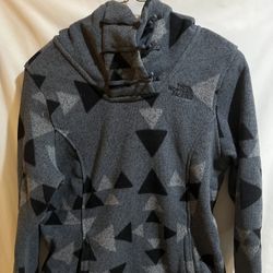 The North Face Women's Size XS/TP Knit Pull Over Hoodie Used Good Condition $40 Meet Up In Irving @dfwgoods