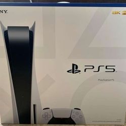 Sony PlayStation 5 (PS5) Console Disc Version New/Sealed In Hand 

