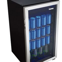Danby 3.1 cu. ft. Beverage Center with Adjustable Shelves