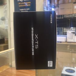 Fujifilm X-T5 With 18-55mm Lens Silver