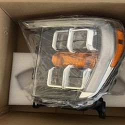 Duolctarms W/O Adaptive Chrome W/Quad LED Reflector Headlight Headlamp Assembly Compatible For 2021-2023 Ford F150 F-150 XLT/Lariat Left Driver Side N
