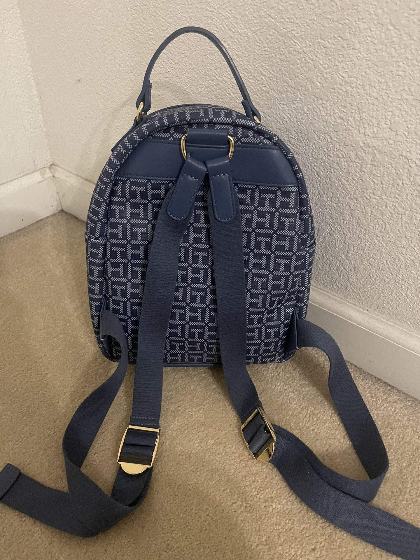 Tommy Hilfiger Small Backpack 