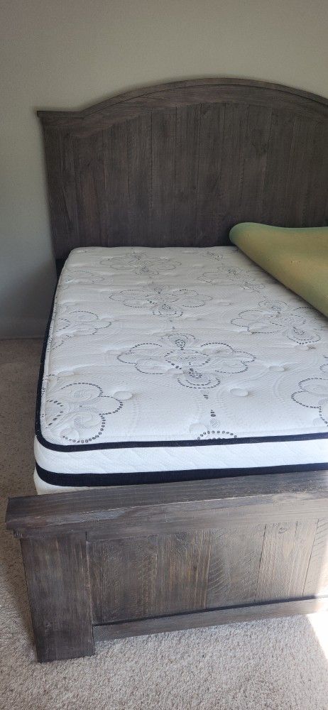 King Bed Frame, Mattress And Box Spring