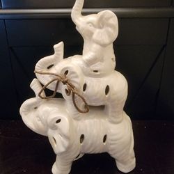 Ceramic Elephant Figurine Decor Potpourri Holder