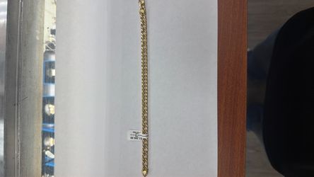18K Yellow Gold Bismarck Bracelet