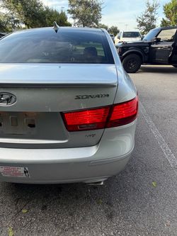 2009 Hynudai Sonata