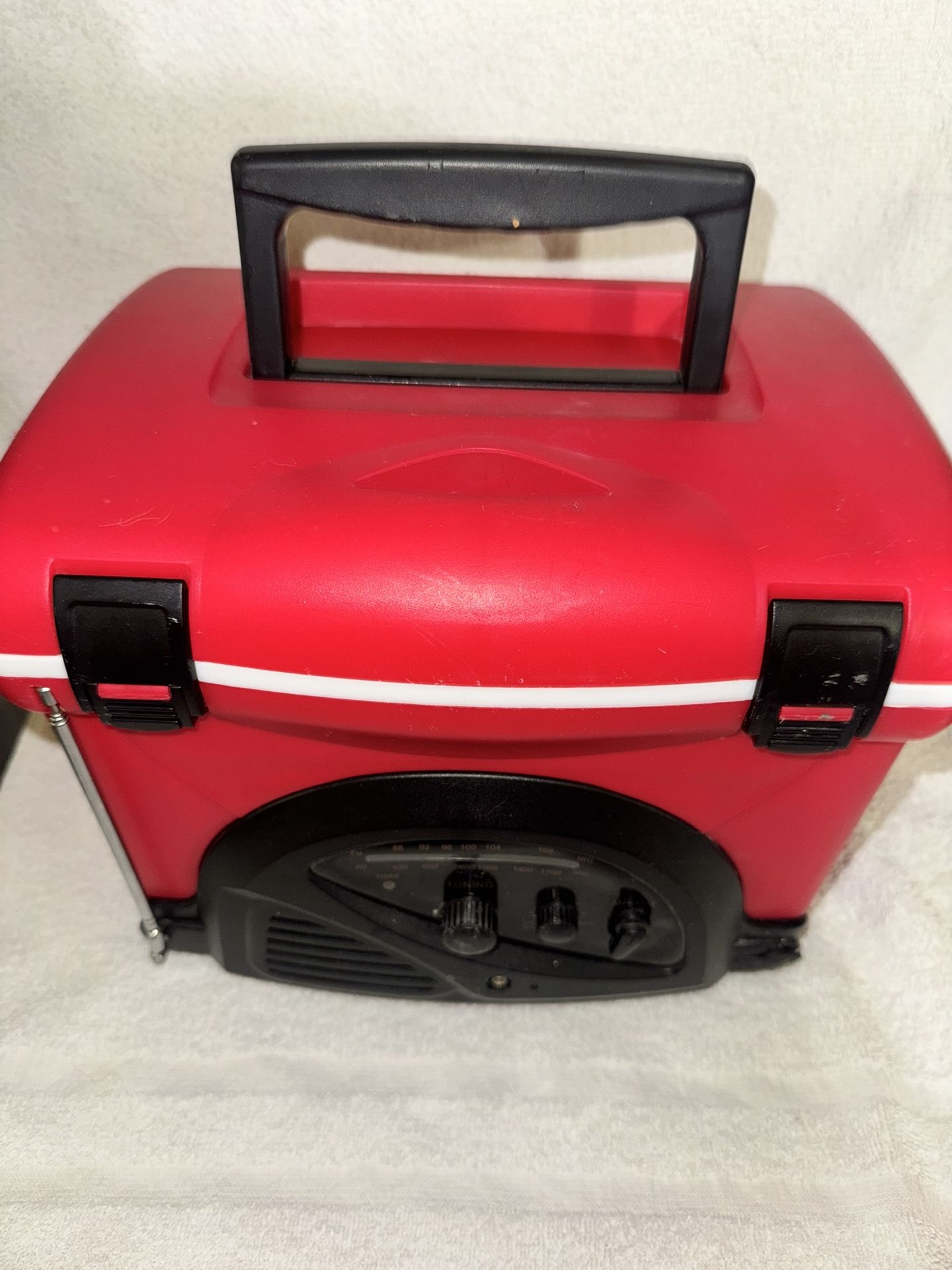 Bottle Or Can Radio Cooler - Battery Power