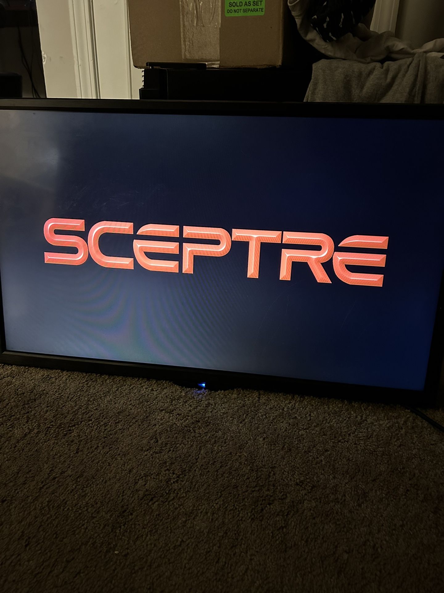 Sceptre 32 Inch TV