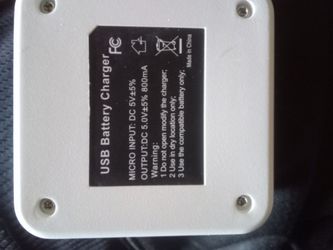 Earbud charger