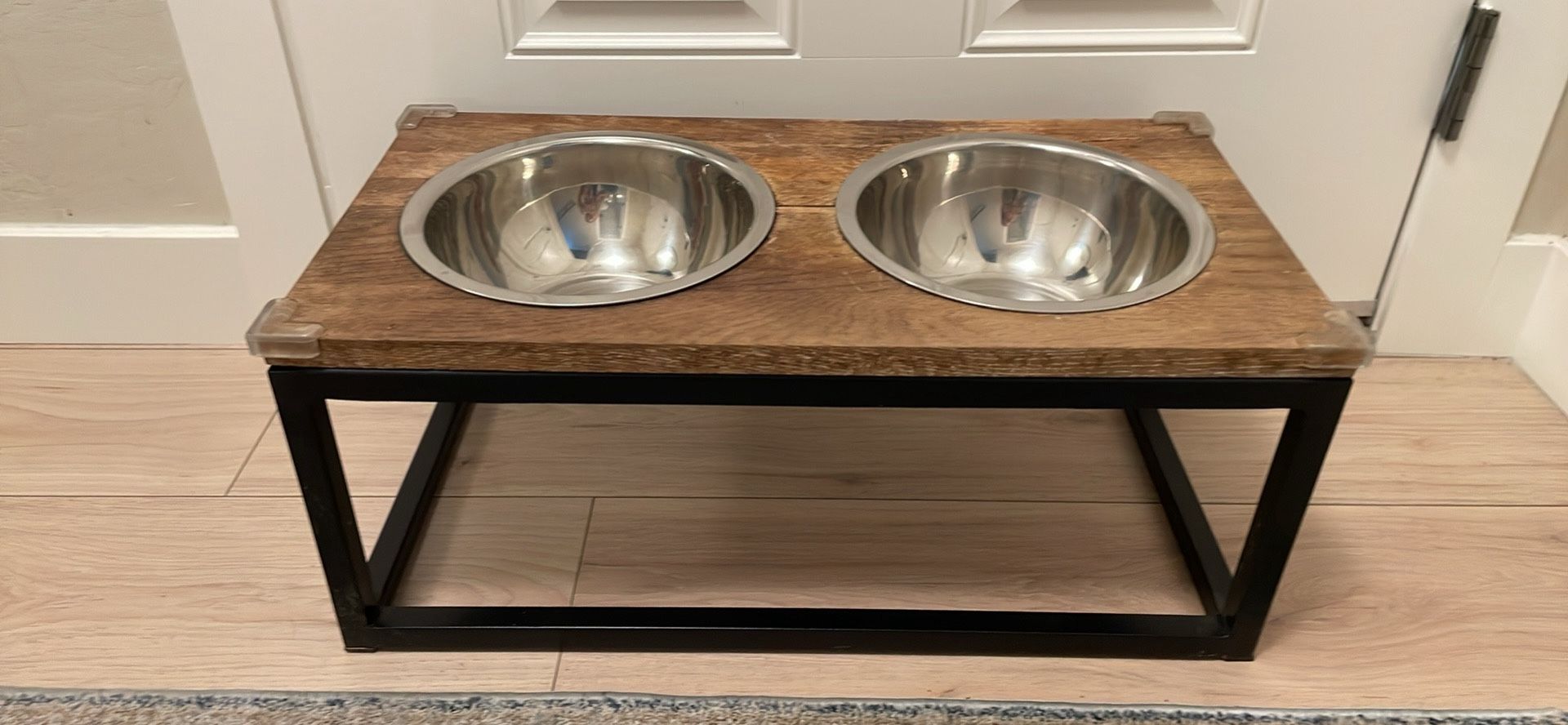 Dog Bowls With Raised Stand