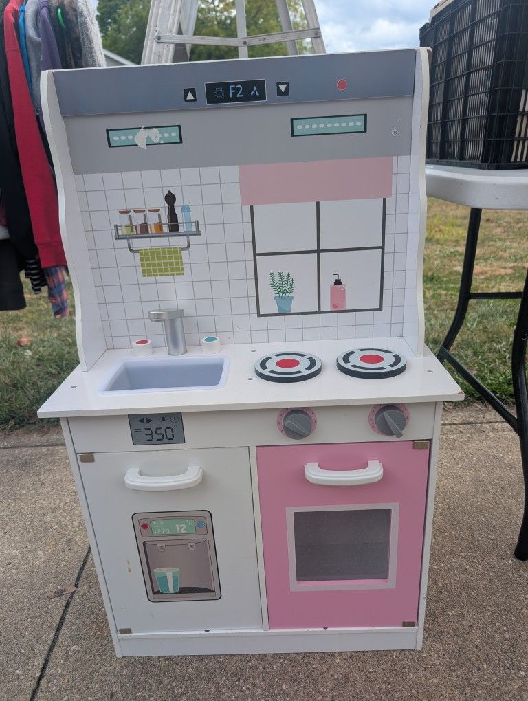Kitchen And Dollhouse Combo
