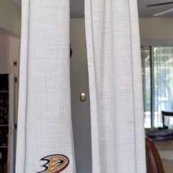 Anaheim Ducks Frosted White Scarf