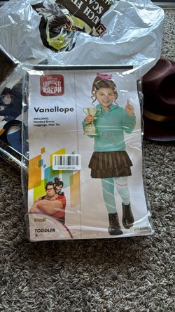 Costume