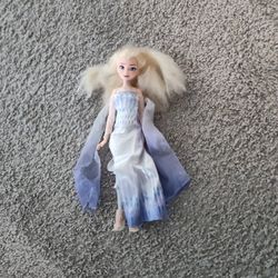 Elsa Frozen 2 singing doll