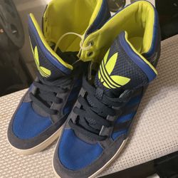 Man Adidas Shoes Size 10