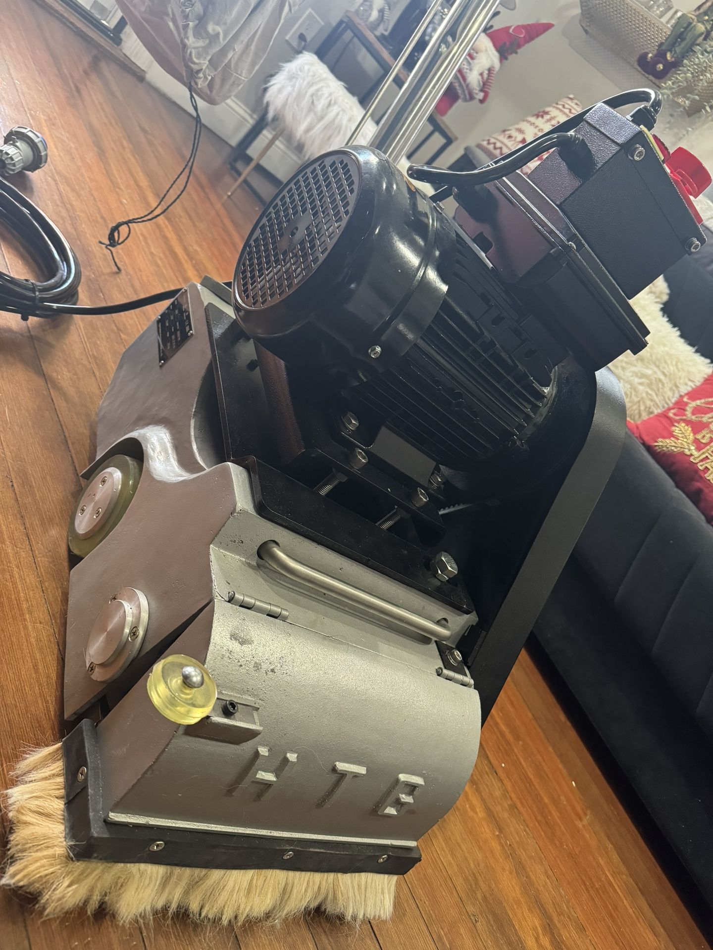 Wood floor Sander 240V