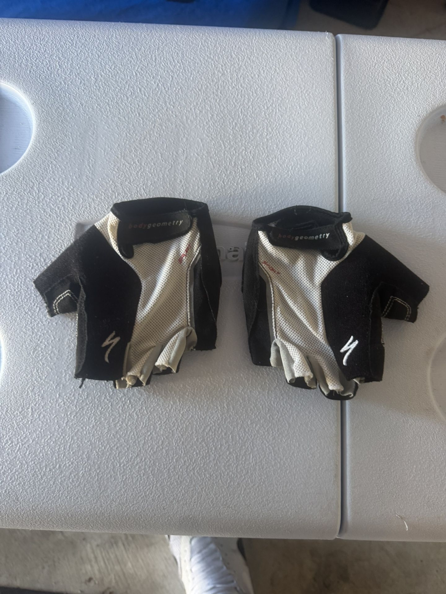 Specialized Body Geometry Sport Gloves 