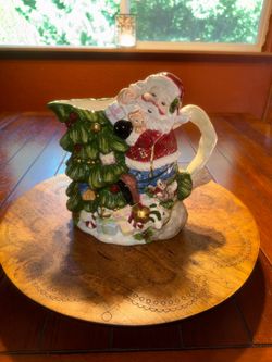Pitcher Santa