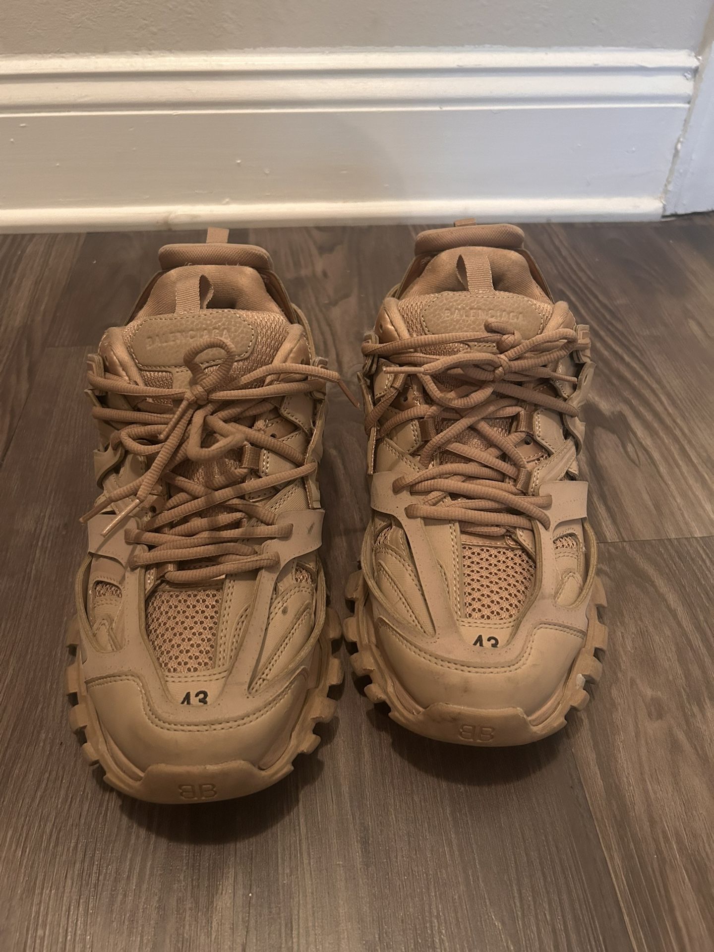 Balenciaga Track Beige