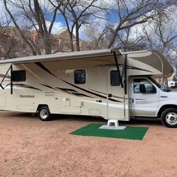 2O19-Winnebago Minnie Winnie 