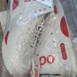 New Men's Shoes , Size 11,  Very Good Looking